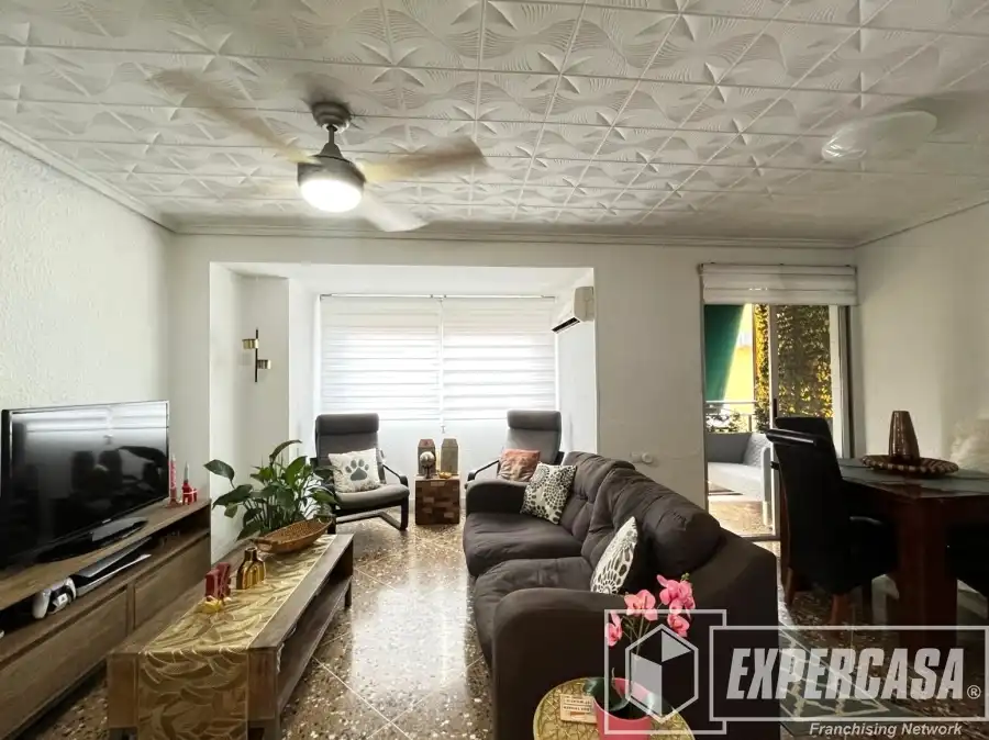 Flat with lift for sale in Quatre Carreres