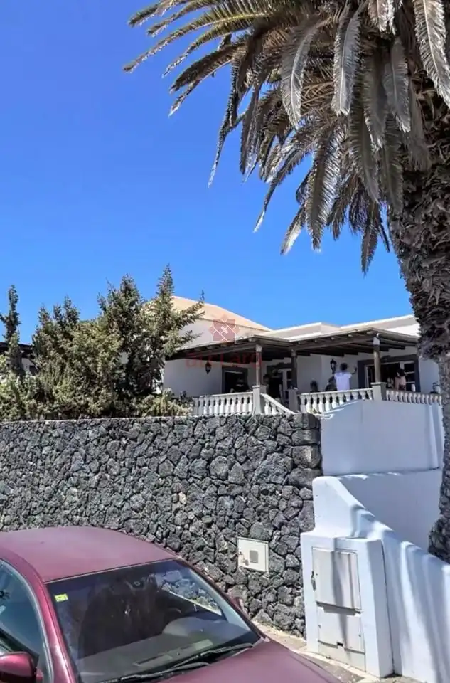 Vista exterior de Casa o chalet en venta en Teguise con Terraza