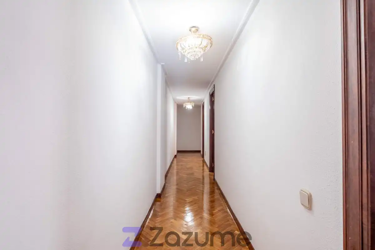 Piso de alquiler en Zaragoza con Calefacción, Parquet y Terraza