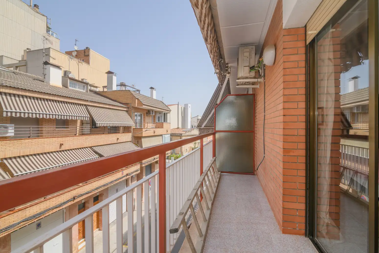 Terrassa de Casa adosada en venda en Sant Boi de Llobregat amb Aire condicionat i Terrassa