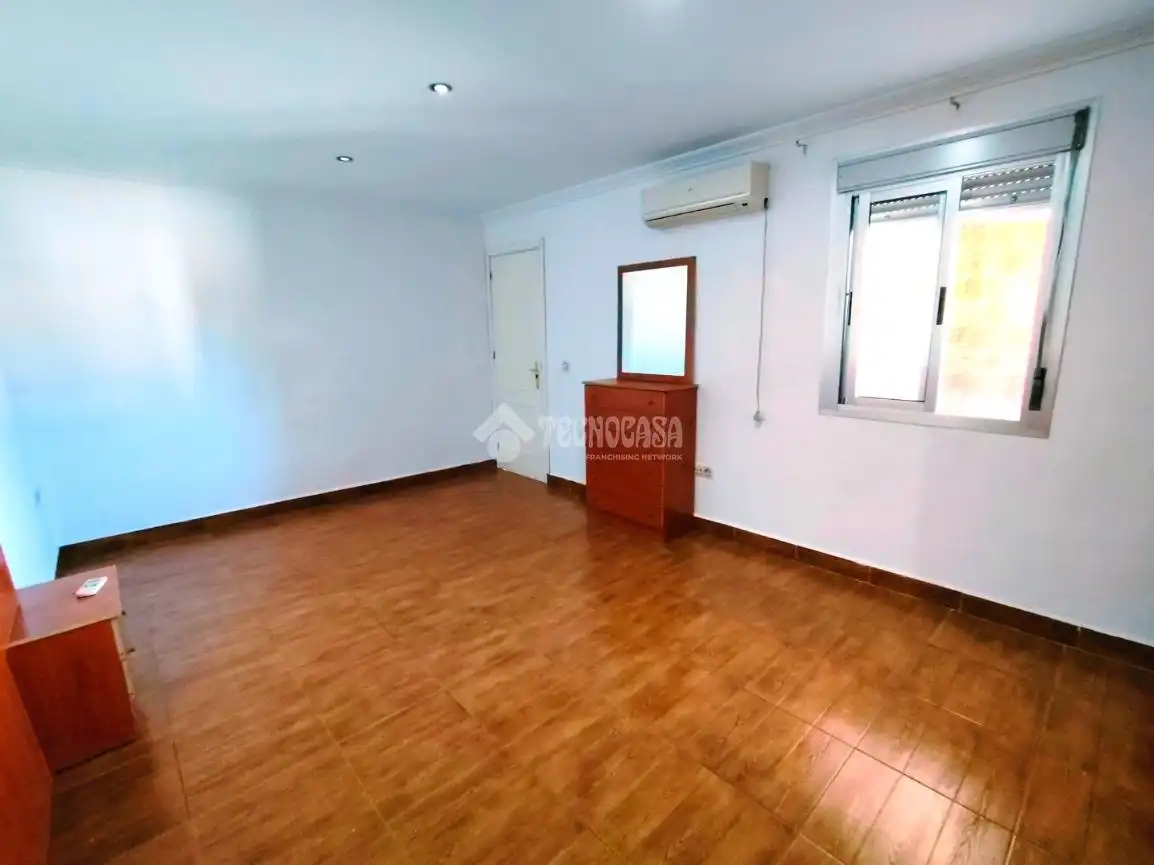Piso en venta en Coria del Río