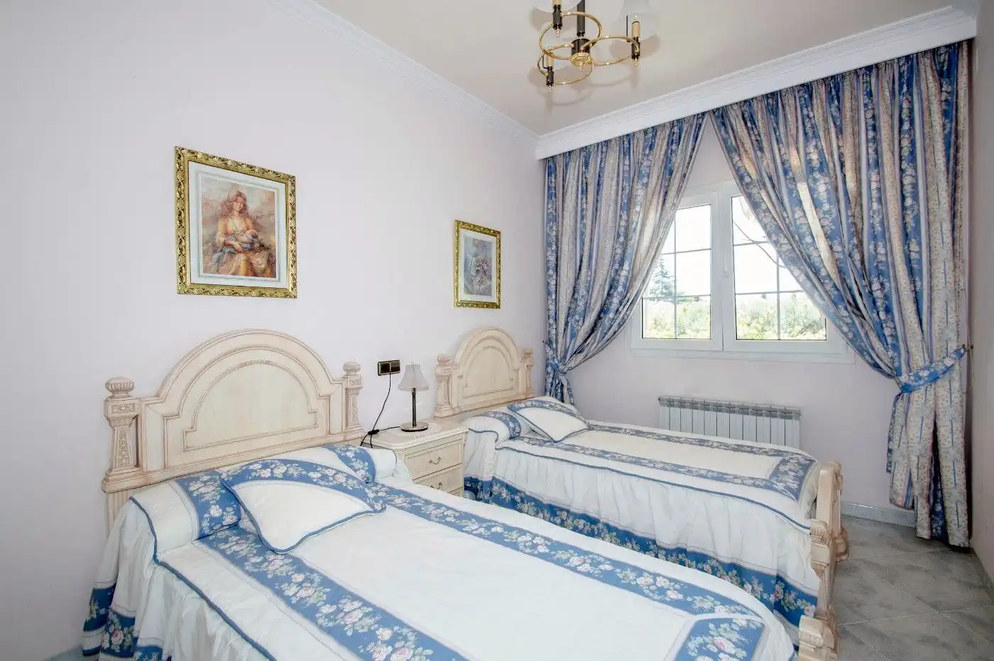 Dormitori de Casa o xalet en venda en Reus amb Calefacció, Jardí privat i Terrassa