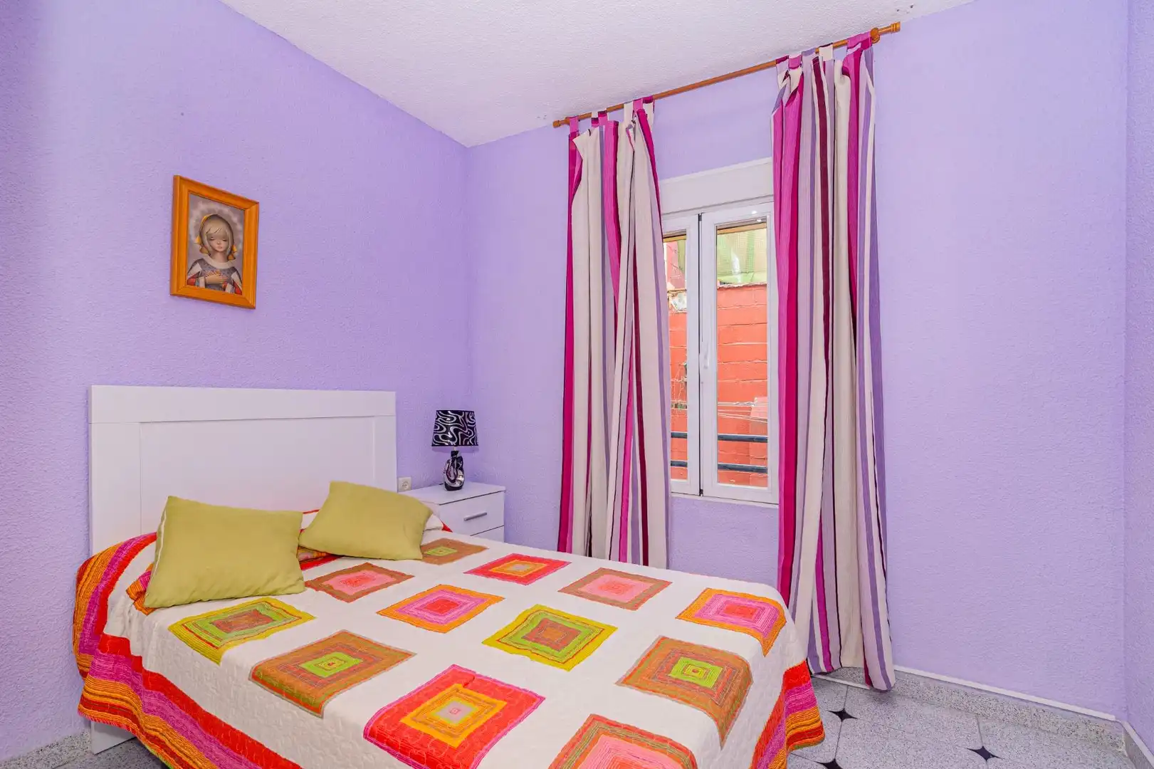 Bedroom of Flat for sale in Granada  with Air Conditioner, Terrace and Storage room