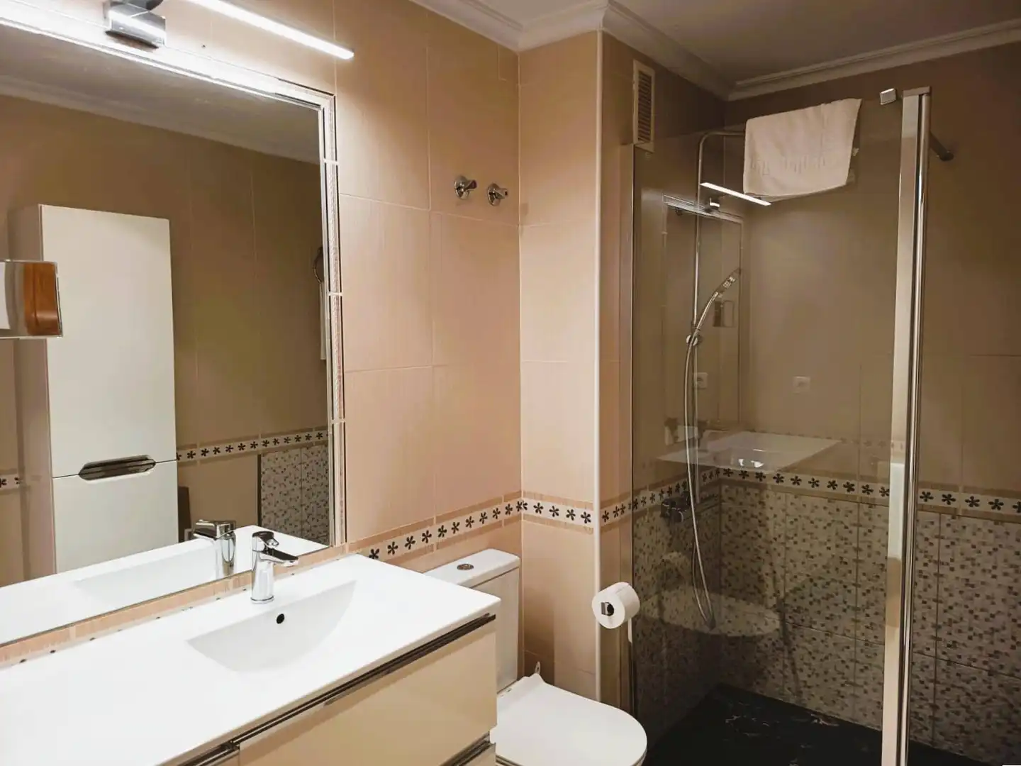 Baño de Ático en venta en Orihuela con Jardín privado, Terraza y Amueblado