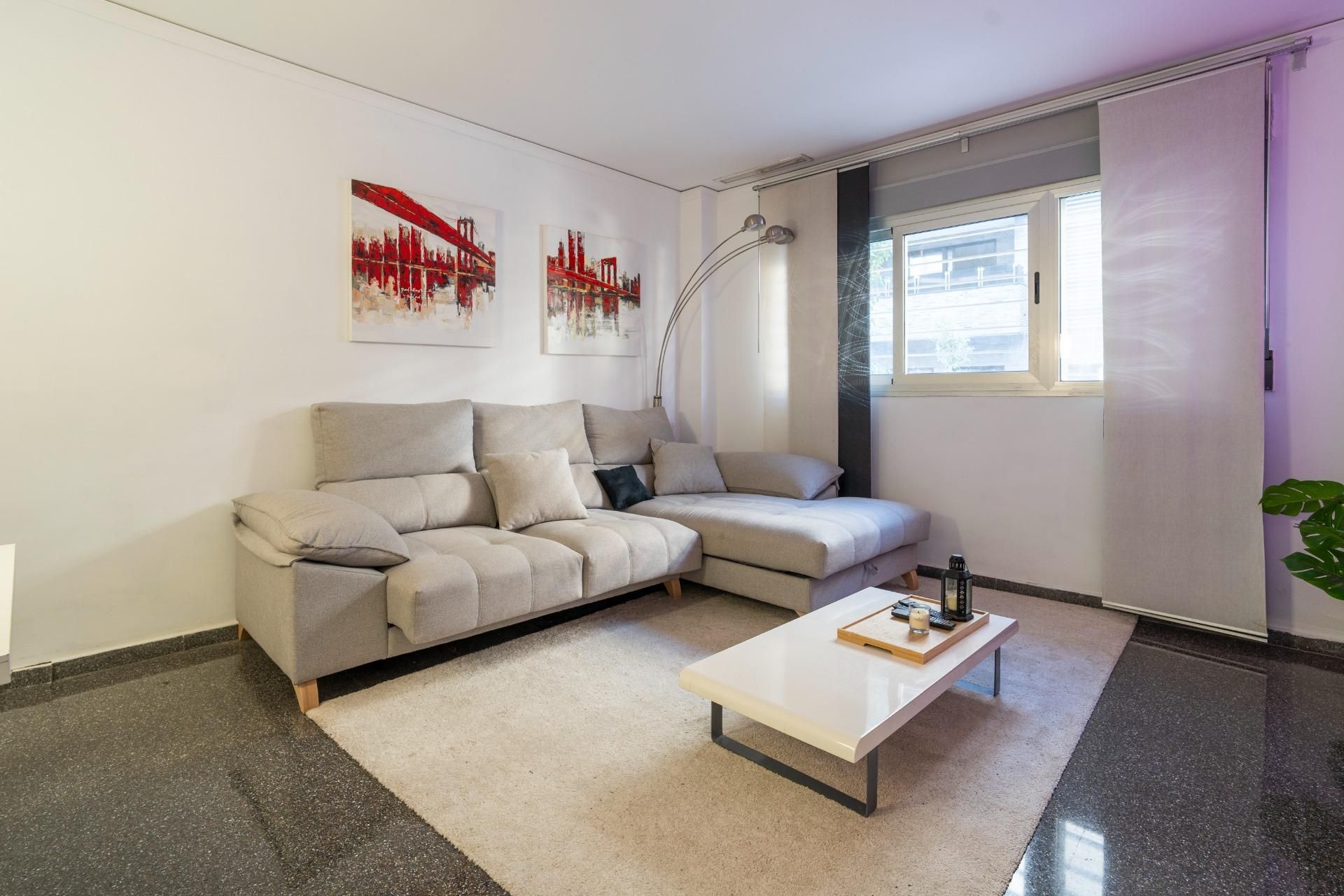 Planta baixa de lloguer a Metro - Auditorio