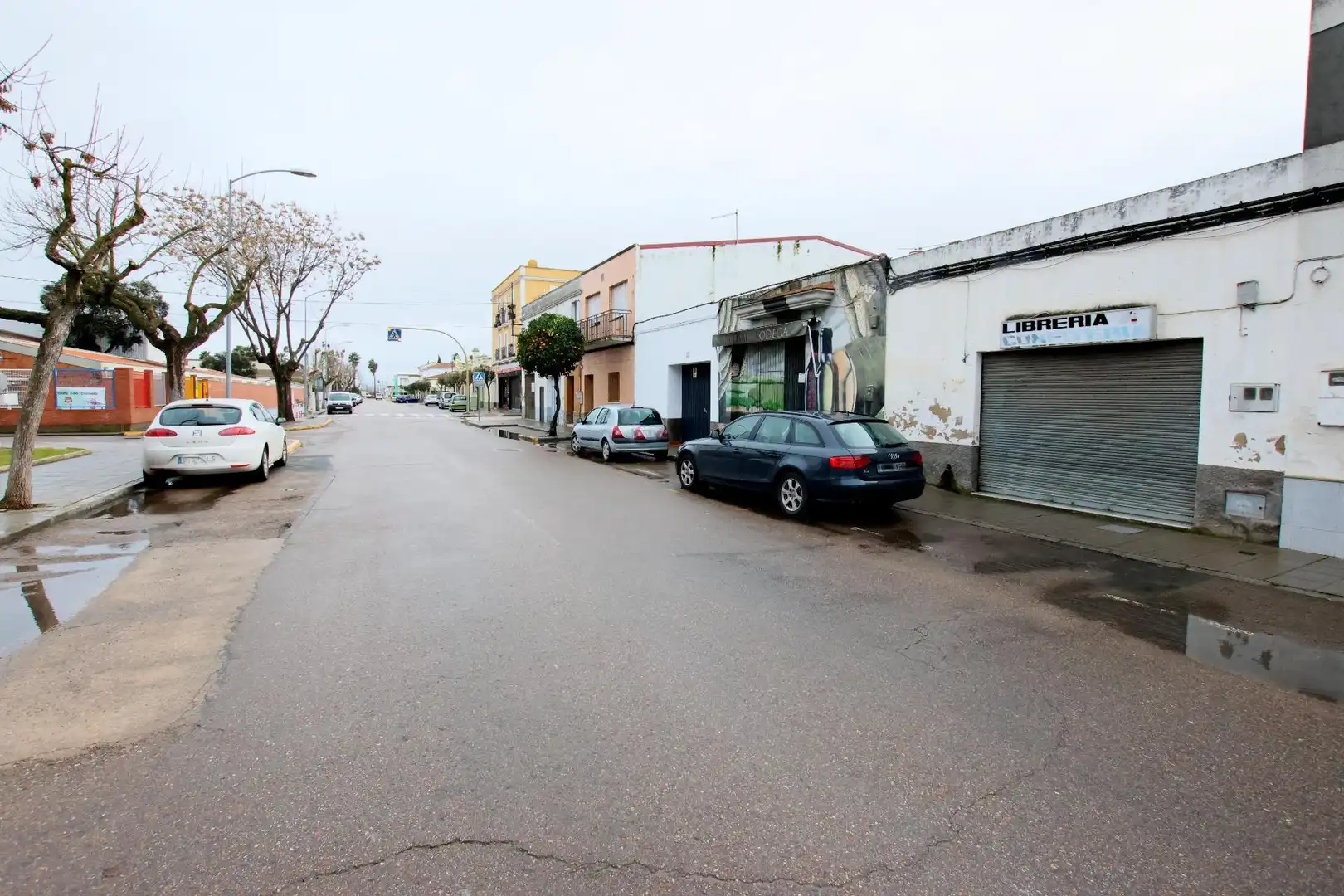 Vista exterior de Local en venda en Montijo