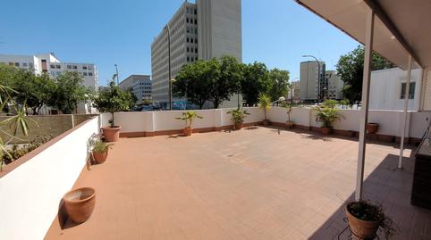Foto 2 de Piso en venta en Avenida de Ramón y Cajal, El Plantinar – Avda. La Paz - El Juncal, Sevilla