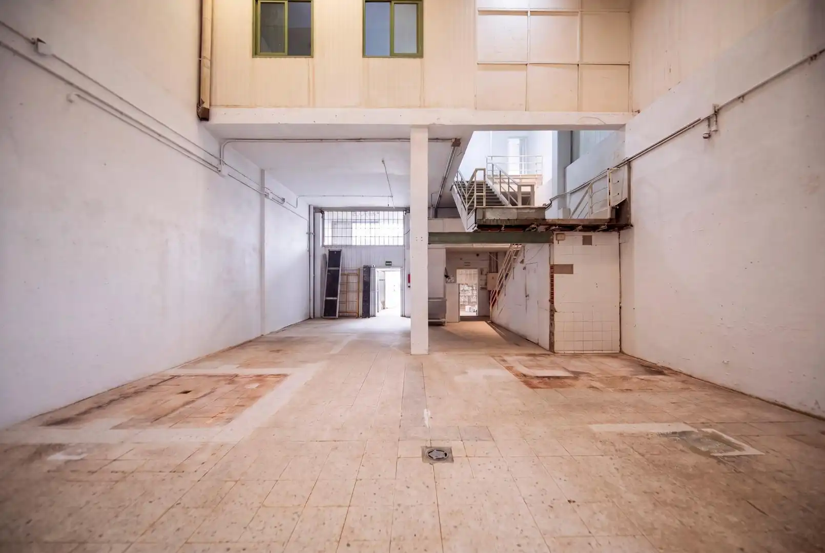 Industrial building for sale in Calle Minas 13, imagen 4
