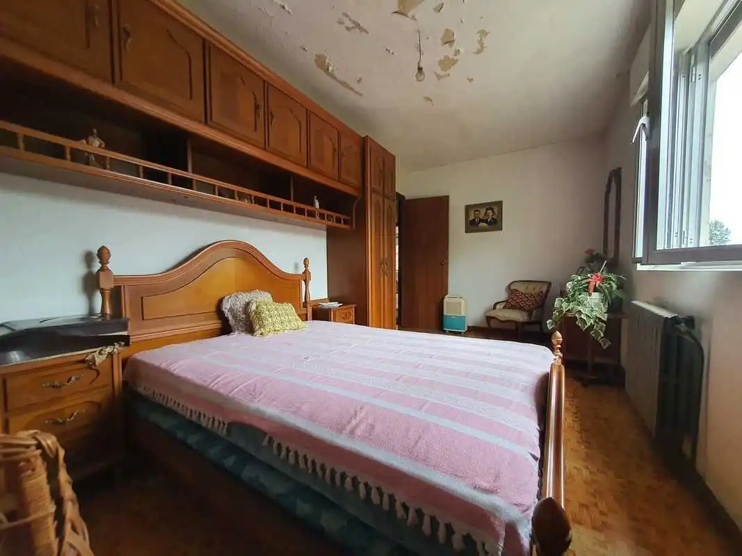 Dormitori de Casa o xalet en venda en Llanes amb Calefacció i Jardí privat