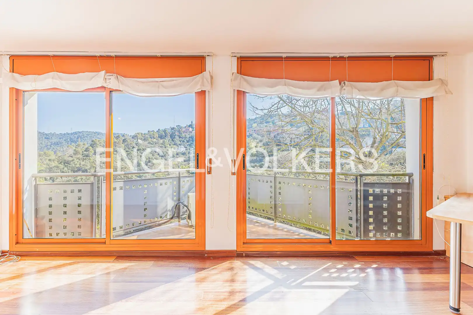 Vista exterior de Casa o chalet de alquiler en Barcelona con Aire acondicionado, Calefacción y Jardín privado