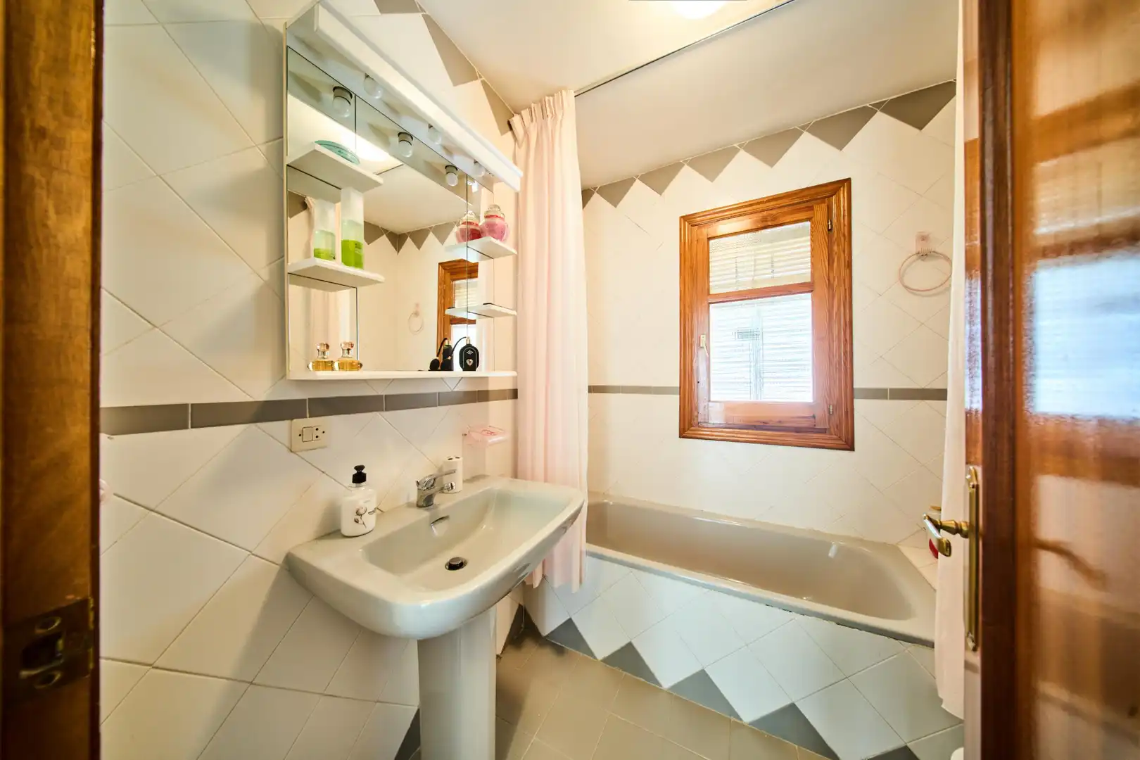 Chalet con piscina en venta en Calle Borgoña 29, imagen 59