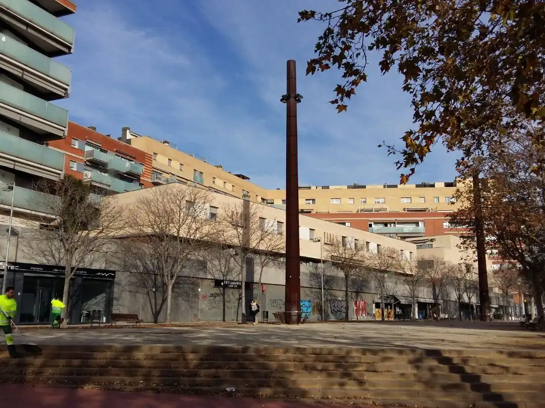 Exterior view of Duplexes for sale in  Barcelona Capital  with Air Conditioner and Terrace