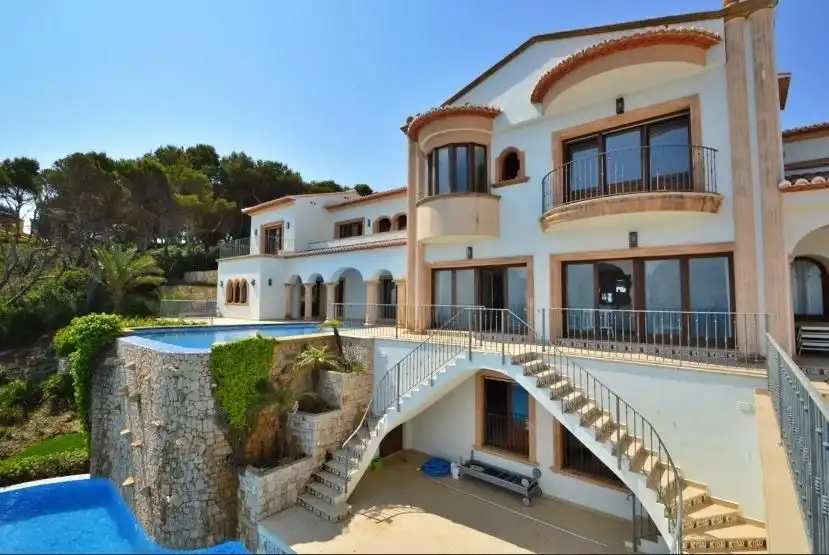 Vista exterior de Casa o xalet en venda en Jávea / Xàbia amb Aire condicionat, Jardí privat i Terrassa