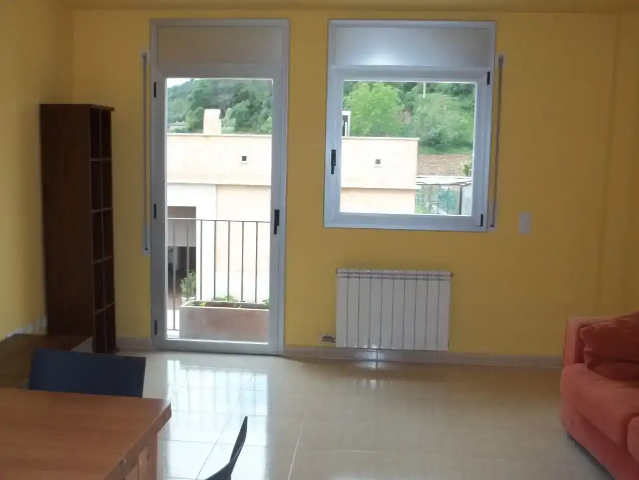 Sala d'estar de Pis en venda en Flaçà amb Traster i Balcó