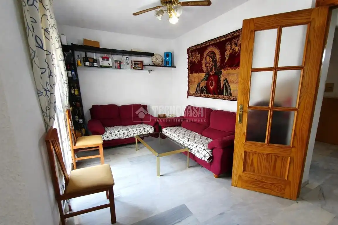 Sala d'estar de Casa adosada en venda en Armilla amb Aire condicionat