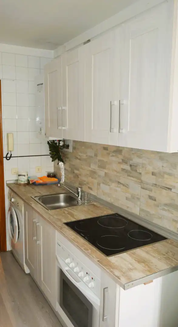 Cocina de Piso en venta en Avilés con Calefacción, Parquet y Trastero