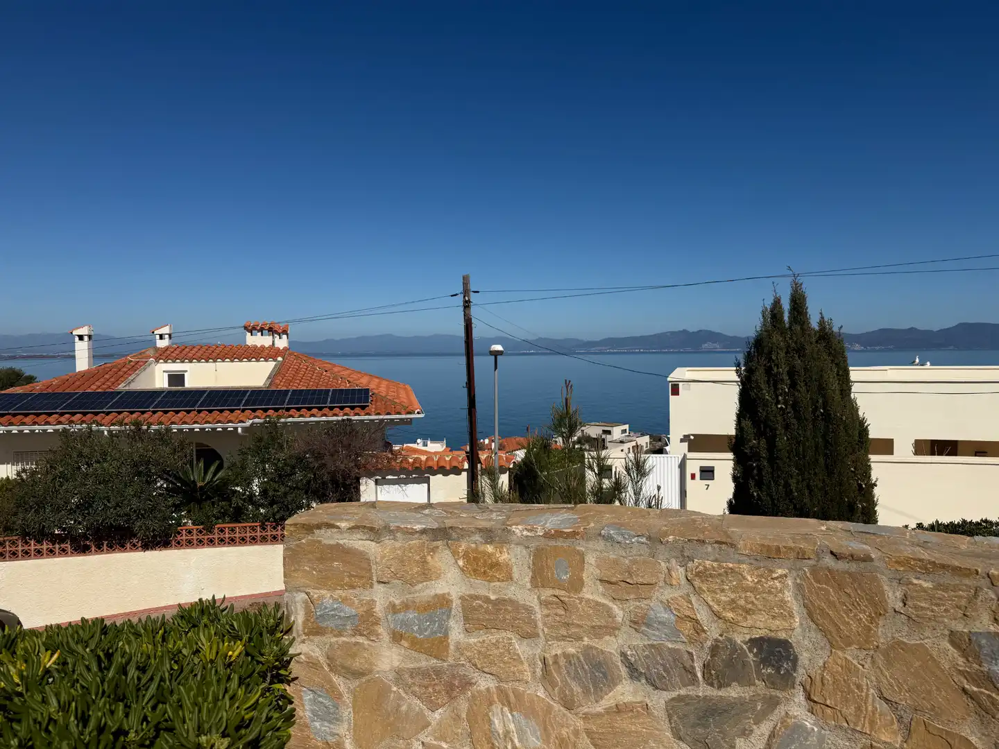 Vista exterior de Casa o chalet en venta en L'Escala con Aire acondicionado, Calefacción y Jardín privado