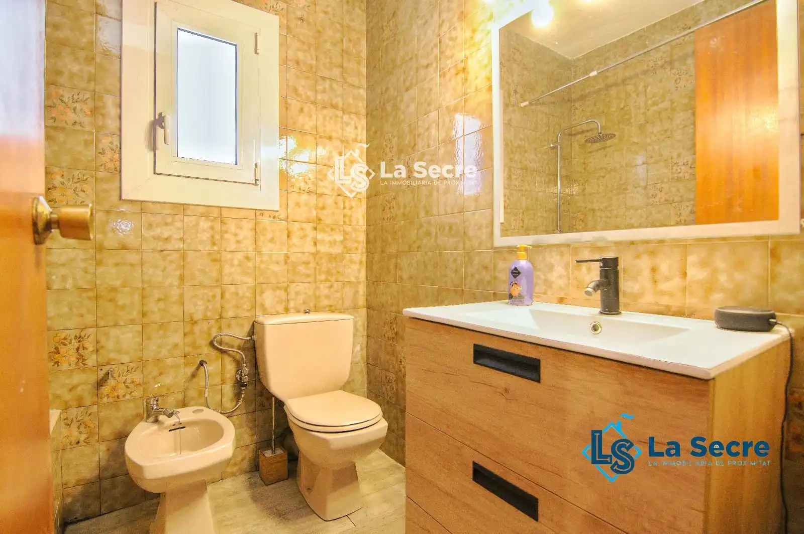 Baño de Casa o chalet en venta en Martorell con Terraza y Piscina