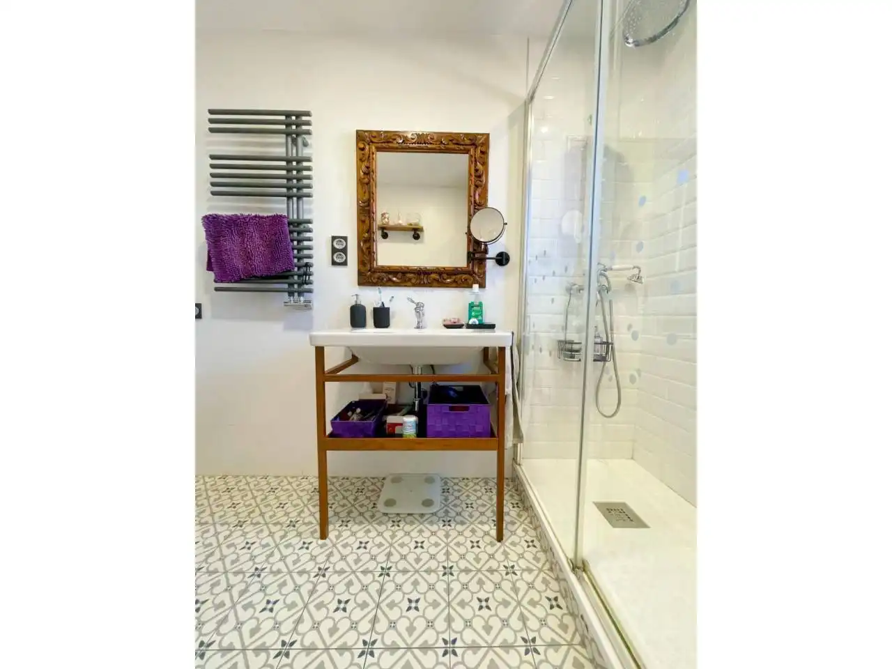 Badezimmer von Dachboden zum Verkauf in Cerdanyola del Vallès mit Klimaanlage, Heizung und Parkett