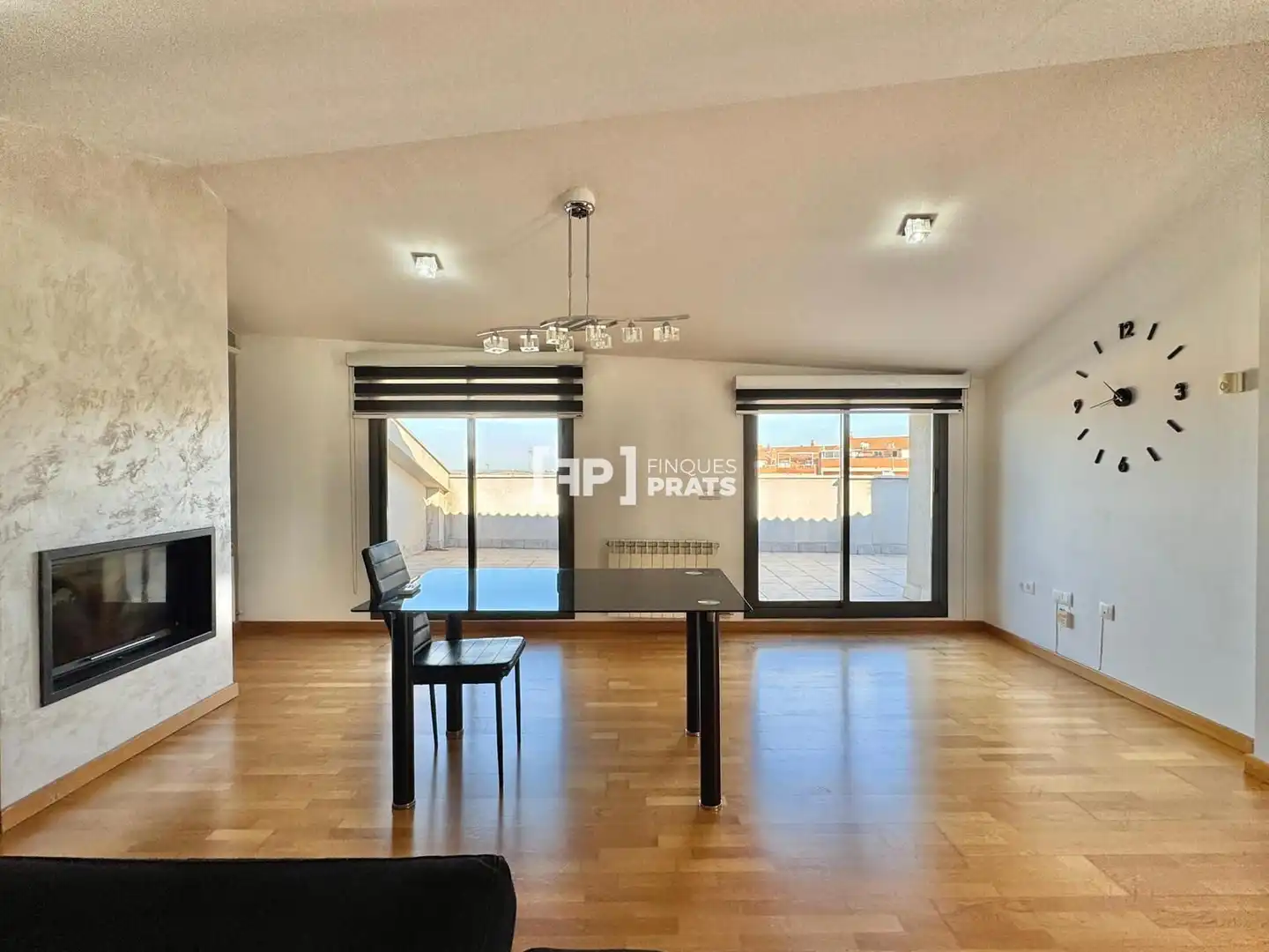 Attic for sale in Rosselló  with Air Conditioner, Heating and Terrace