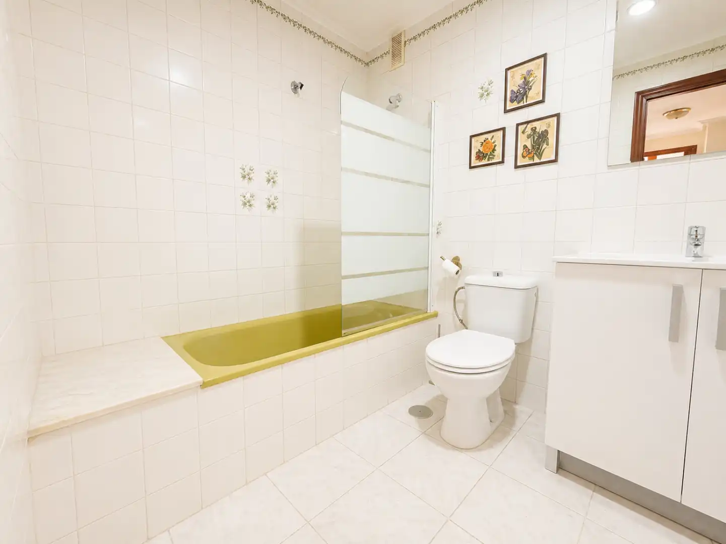 Badezimmer von Wohnung zum Verkauf in Grado mit Heizung und Terrasse