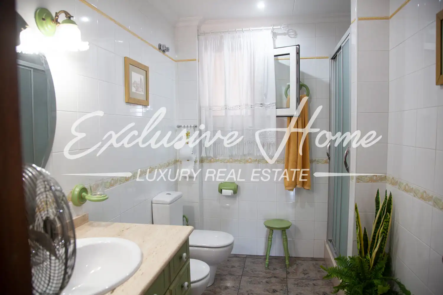 Bathroom of Attic for sale in Benicarló  with Air Conditioner, Terrace and Furnished