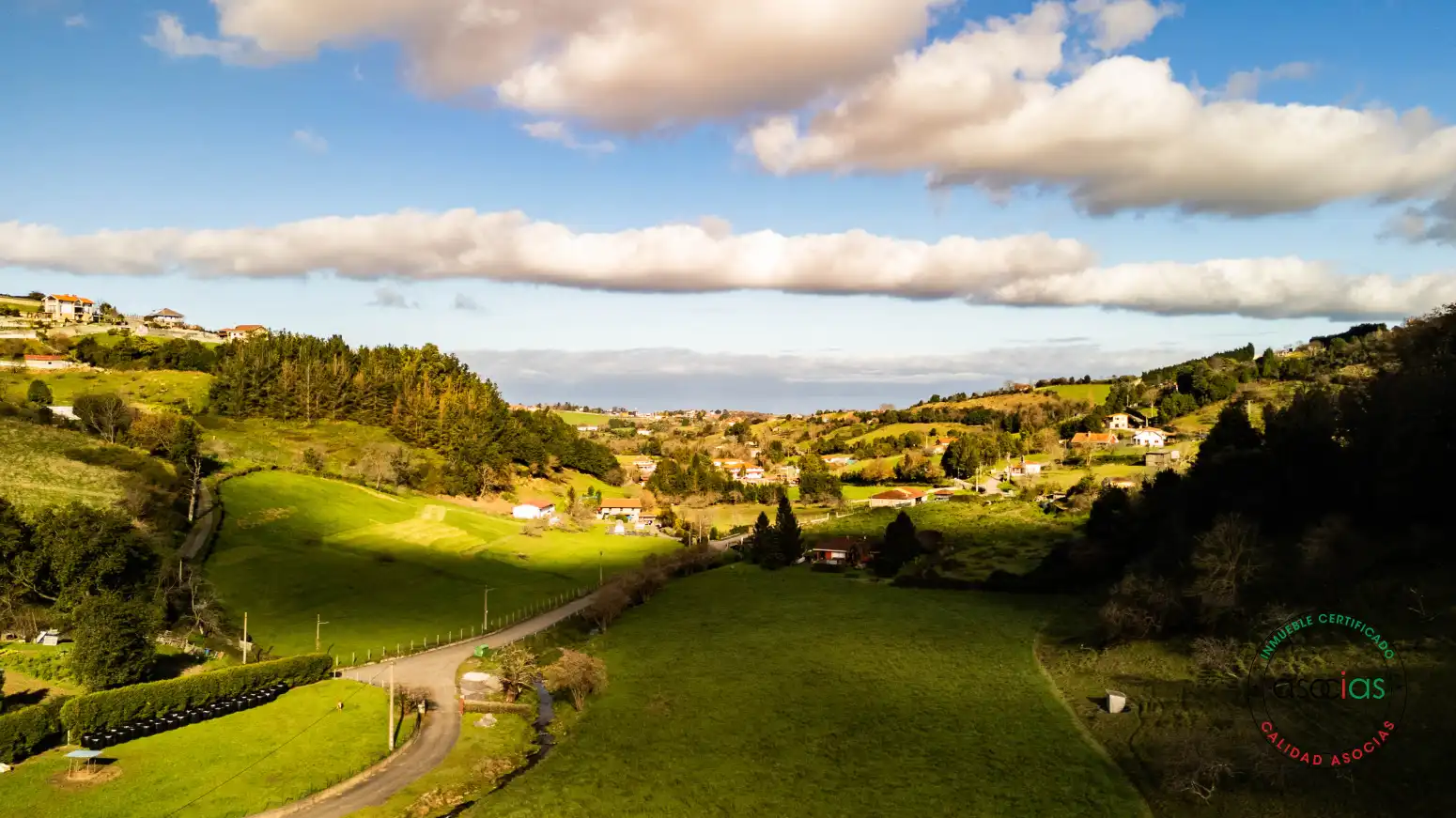 Vista exterior de Casa o chalet en venta en Gijón  con Calefacción y Amueblado