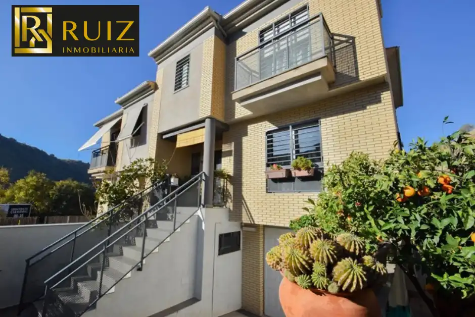 Exterior view of Houses for sale in  Granada Capital  with Air Conditioner, Heating and Private garden