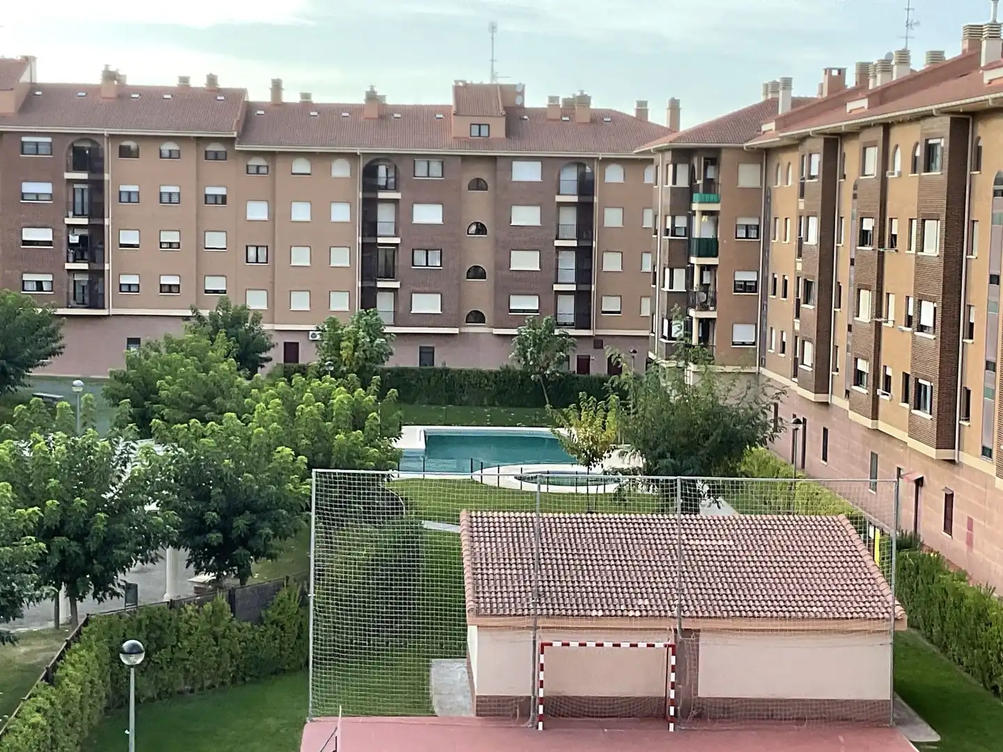 Exterior view of Flat for sale in Cortes de Pallás  with Parquet flooring, Terrace and Storage room