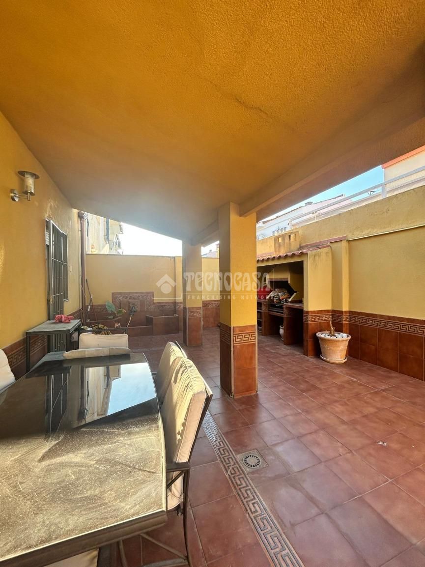 Terrassa de Casa adosada en venda en Bormujos amb Aire condicionat, Terrassa i Piscina comunitària