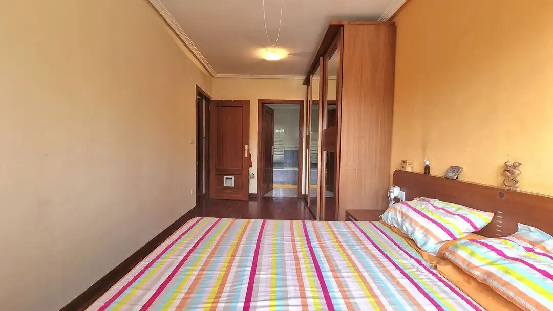 Schlafzimmer von Wohnung zum Verkauf in Urnieta mit Heizung und Abstellraum