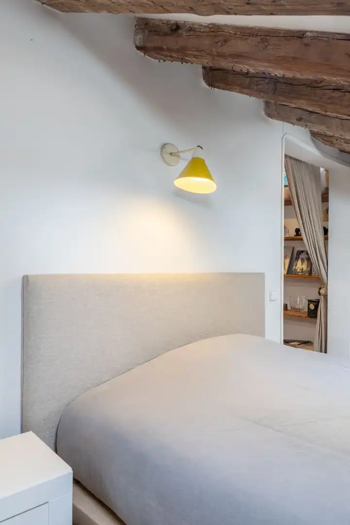 Schlafzimmer von Wohnungen zur Miete in Madrid mit Klimaanlage, Heizung und Möbliert
