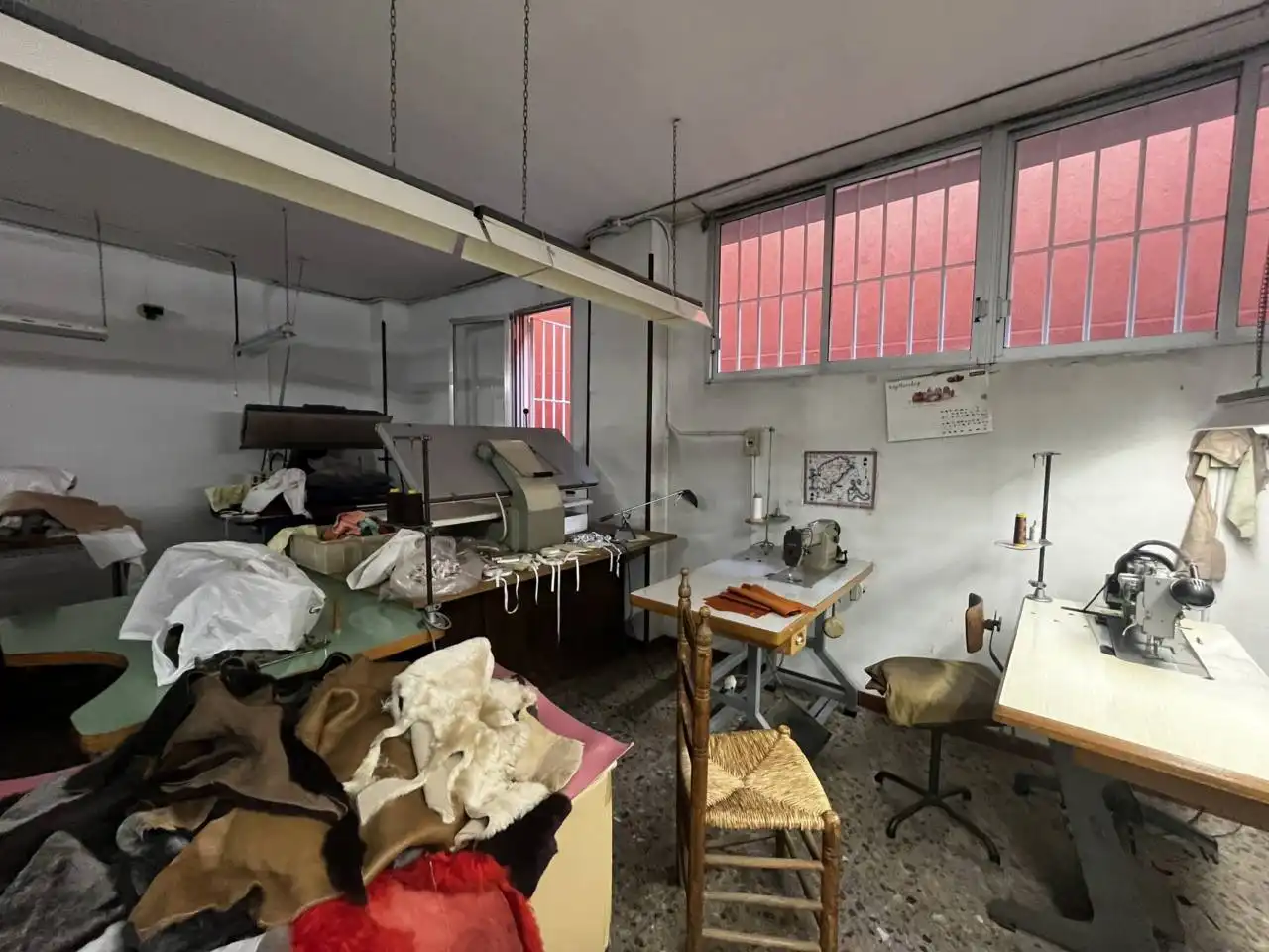 Geschaftsraum zur Miete in Calle Felip II, La Sagrera