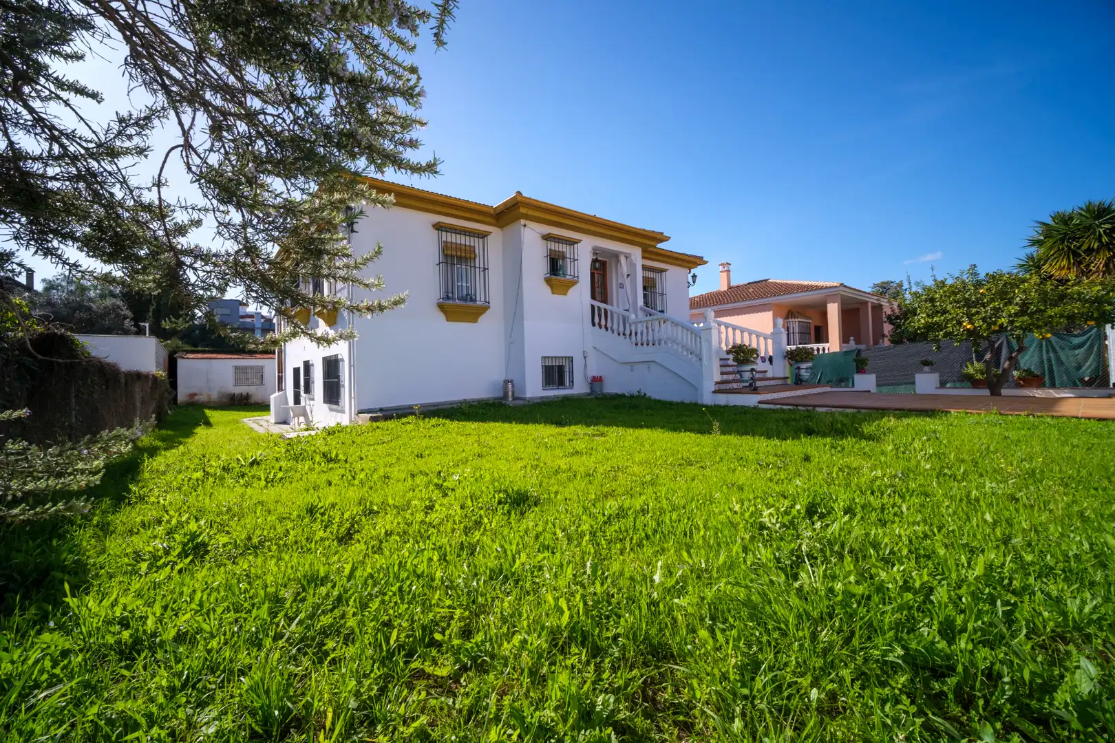 Jardí de Casa o xalet en venda en Montequinto amb Jardí privat, Terrassa i Moblat