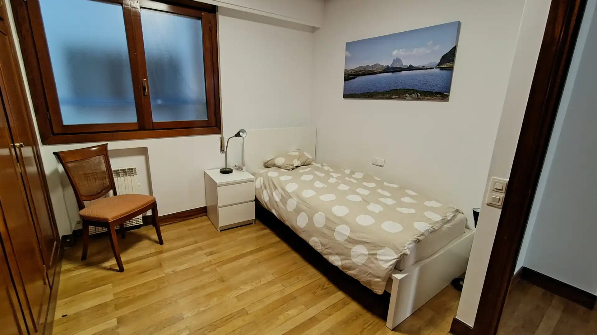 Piso de alquiler en Área Romántica