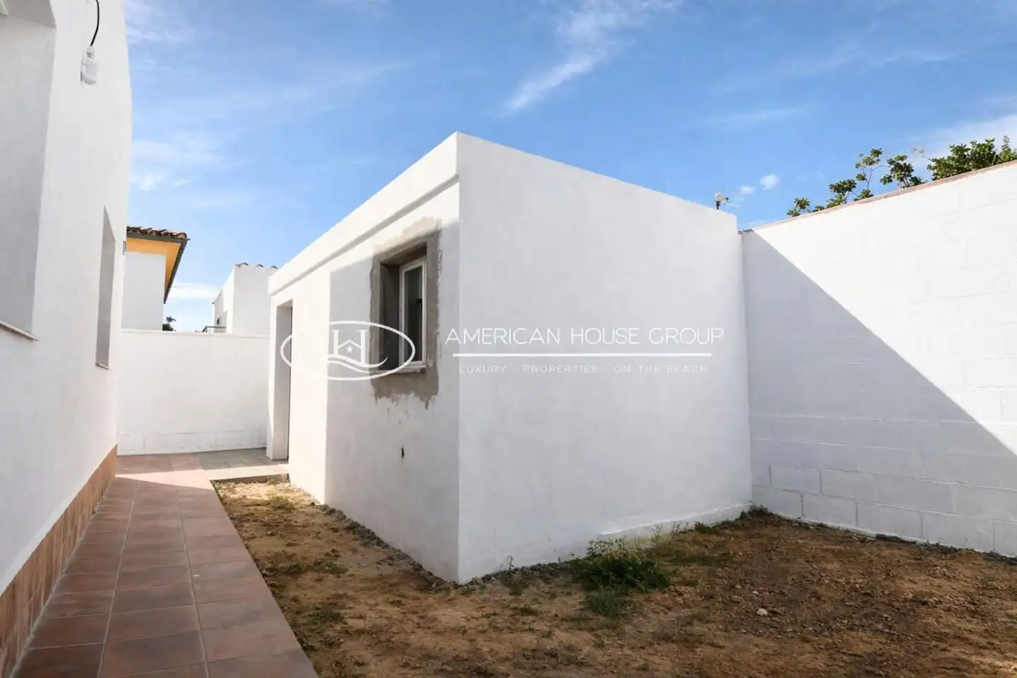 Exterior view of Houses for sale in Chiclana de la Frontera  with Private garden