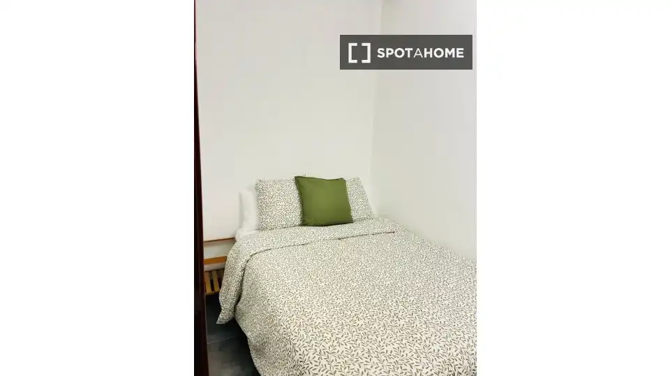 Habitación de Piso de alquiler en Barcelona con Aire acondicionado, Calefacción y Amueblado