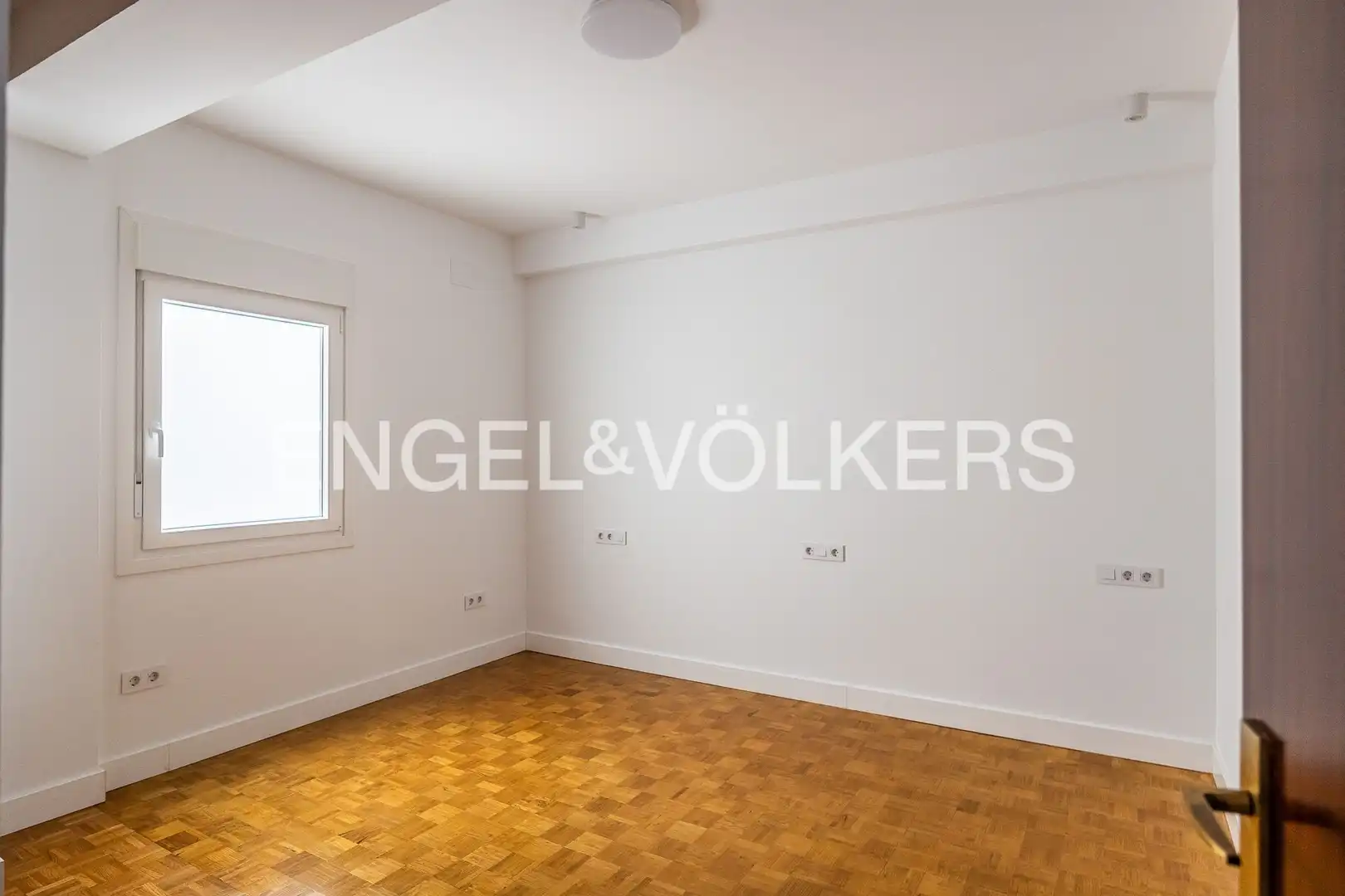 Piso con terraza en venta en Los Remedios, imagen 30