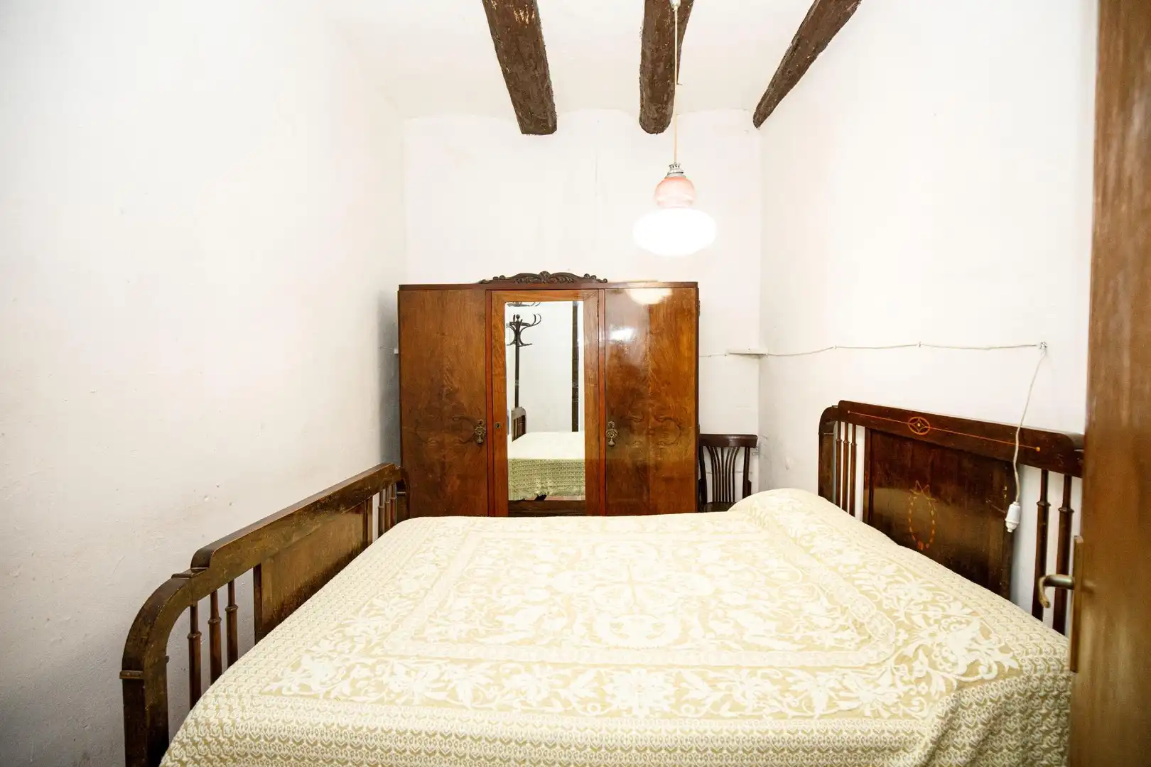 Dormitori de Casa adosada en venda en Palau de Santa Eulàlia amb Jardí privat, Terrassa i Traster