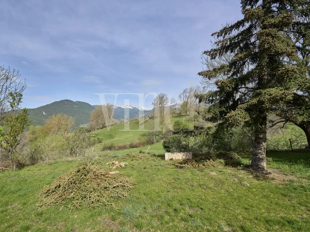 Gebäude zum Verkauf in Lles de Cerdanya