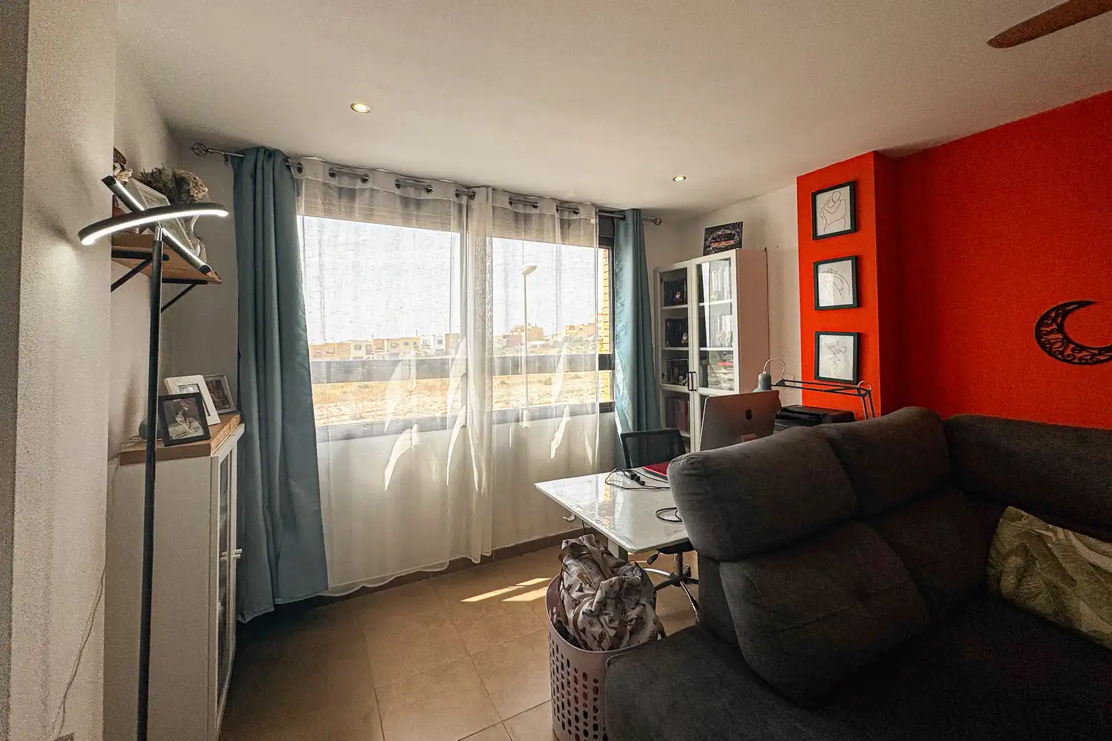 Sala de estar de Piso en venta en Almería con Trastero