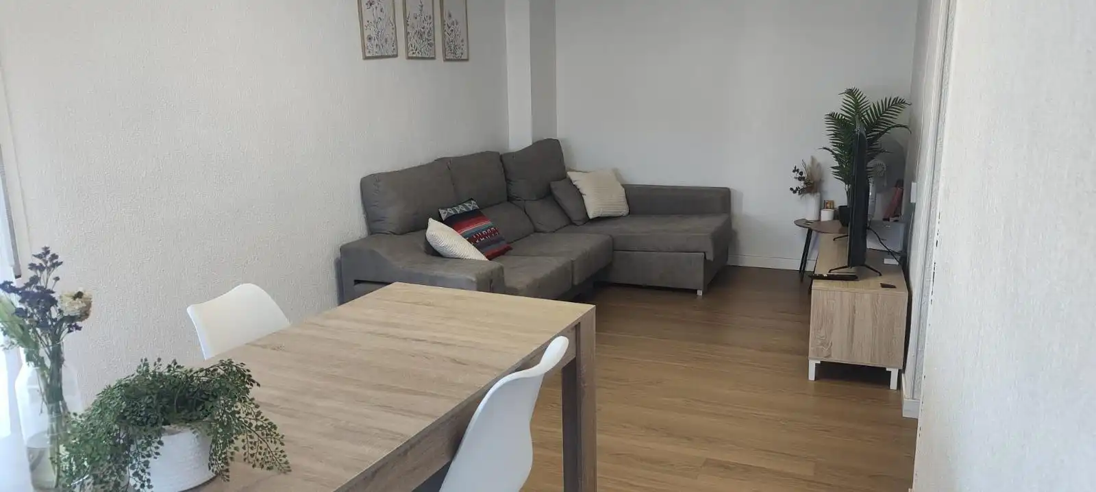 Wohnzimmer von Wohnungen zur Miete in  Almería Capital