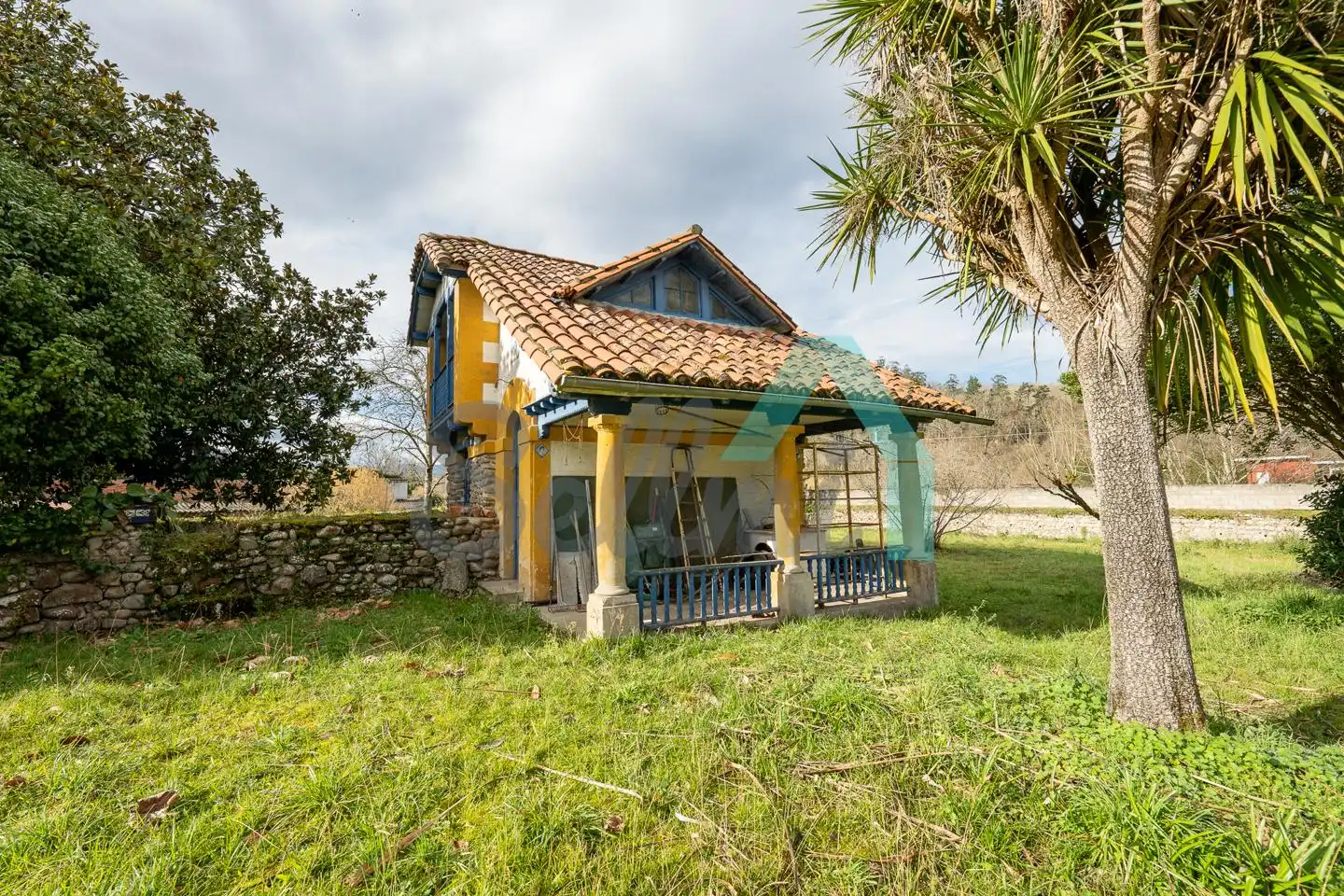 Vista exterior de Casa o xalet en venda en Piloña amb Jardí privat, Parquet i Terrassa