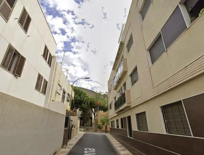 Casa en venda a Calle LUNA (AN)