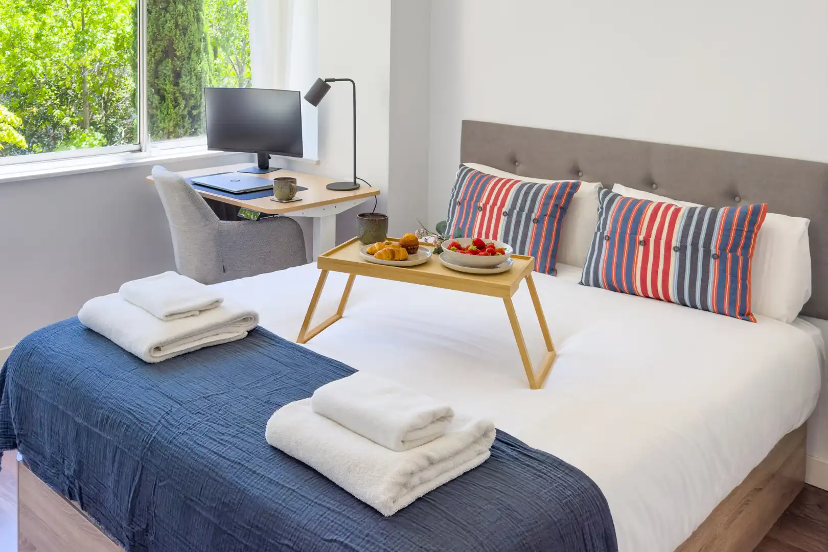 Bedroom of Apartments for rent in Madrid  with Air Conditioner, Heating and Furnished