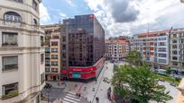 Vista exterior de Pis en venda en Bilbao  amb Calefacció i Traster