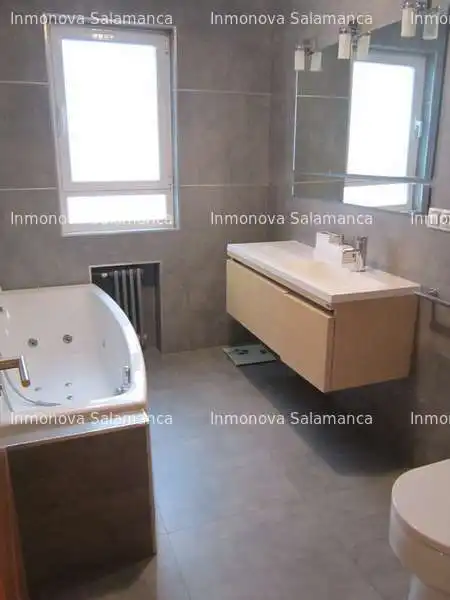 Flat with lift to rent in Garrido, imagen 9