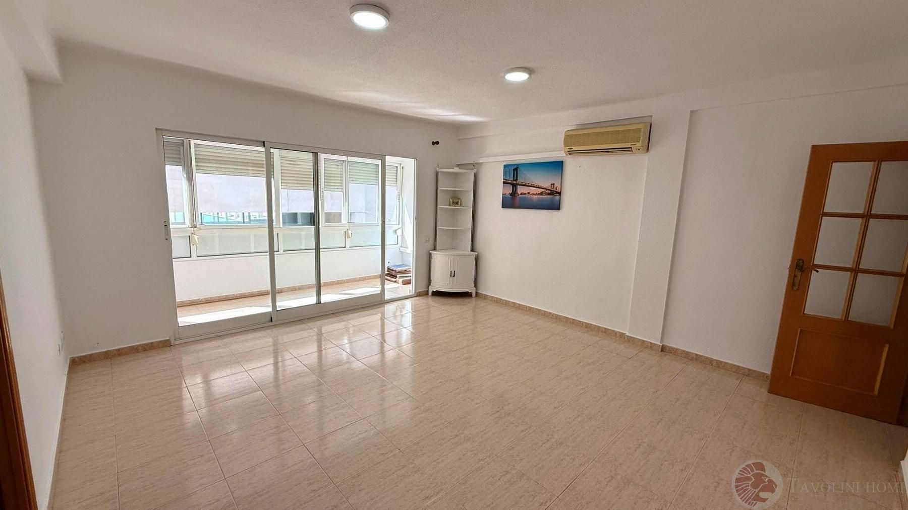 Sala d'estar de Pis en venda en Alicante / Alacant amb Aire condicionat i Terrassa