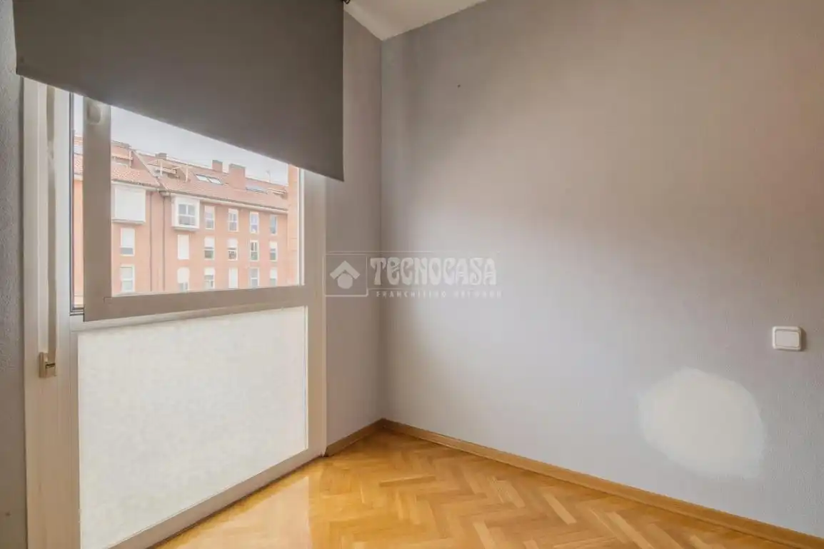 Dormitori de Pis en venda en Arroyomolinos (Madrid) amb Aire condicionat, Calefacció i Piscina comunitària