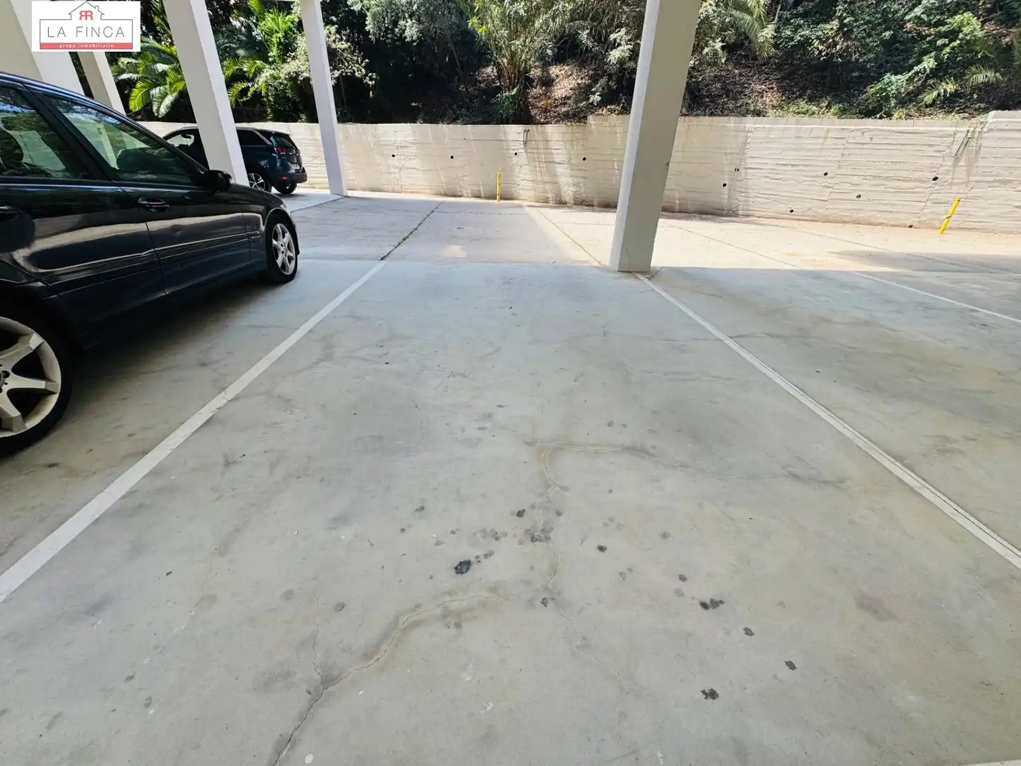 Aparcament de Pis en venda en Málaga amb Aire condicionat, Parquet i Piscina comunitària